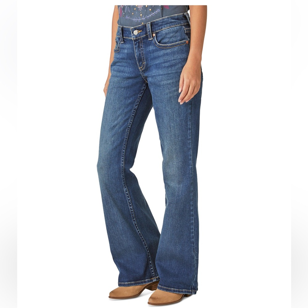 Lucky Brand Women's Low Rise Flap-Pocket
Flared Jeans